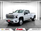 2024 Chevrolet Silverado 3500 White, 7K miles