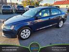 2014 Volkswagen Jetta 1.8T SE Sedan 4D Sedan