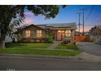 20408 Hawaiian Ave, Lakewood, CA 90715