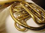 KING DOUBLE FRENCH HORN w/CASE