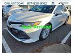 2019 Toyota Camry Hybrid XLE