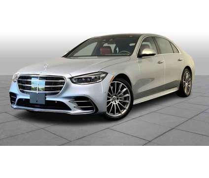 2024UsedMercedes-BenzUsedS-ClassUsed4MATIC Sedan is a Silver 2024 Mercedes-Benz S Class Sedan