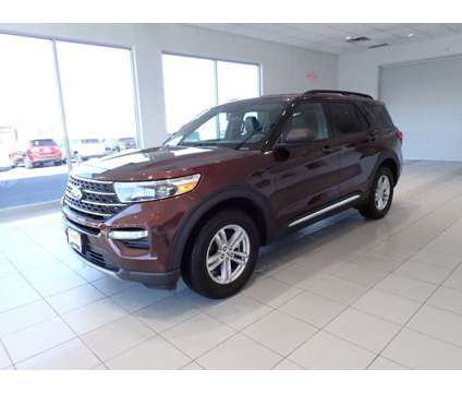 2020 Ford Explorer XLT is a Gold 2020 Ford Explorer XLT Car for Sale in Amery WI