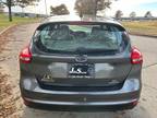 2015 Ford Focus Hatchback SE