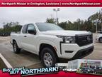 2024 Nissan frontier White, new