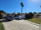 2333 S Towner St, Santa Ana, CA 92707