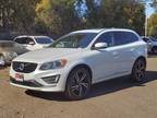 2017 Volvo XC60 T6 R-Design