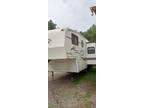 1999 Golden Falcon Fifth Wheel Trailer One Pull Out 27 Foot !!!