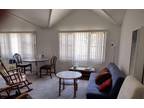 Rental listing in Brentwood, West Los Angeles. Contact the landlord or property