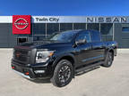 2024 Nissan Titan Black, new