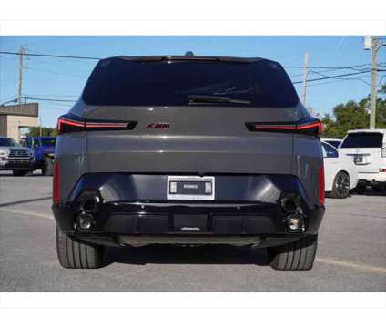 2024 Bmw Xm Xm is a Grey 2024 SUV in Fort Walton Beach FL
