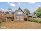 4 bedroom detached house for sale in Grove Road, Basingstoke, Hampshire, RG21