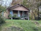 602 E Main Street Flippin, AR