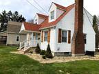 1005 S Center St, Grove City, PA 16127