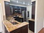 3855 Thorncroft Ln, Unit Unit F - Condos in Inglewood, CA