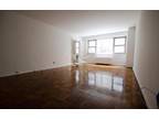 Rental listing in Murray Hill, Manhattan. Contact the landlord or property