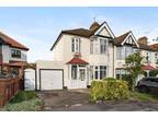 3 bedroom end of terrace house for sale in Woodford Green, IG8 - 35884634 on
