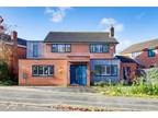 4 bedroom detached house for sale in Willow Road, West Bridgford