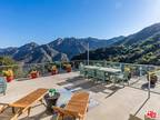 25155 Piuma Rd - Houses in Malibu, CA