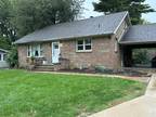 15 UNIVERSITY CT, Normal, IL 61761 Single Family Residence For Sale MLS#