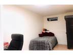 Furnished Woodlawn, Bronx room for rent in 2 Bedrooms, Apartment for 600 per