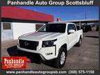 2022 Nissan Frontier SV Crew Cab 4WD CREW CAB PICKUP 4-DR