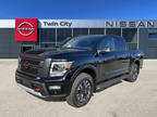 2024 Nissan Titan Black, new