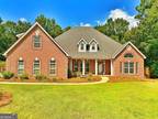 102 Seven Pines Ct, Perry, GA 31069