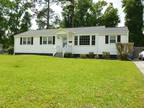 Single Family Residence - Jacksonville, NC 801 Barn St