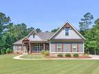 506 Crescent Dr, Forsyth, GA 31029