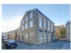 Rent a 2 room apartment of m² in Rossendale (Ashworth Street, Waterfoot