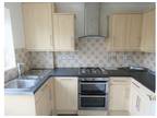 Rent a 2 bedroom house of m² in High Wycombe (Pond Approach, Holmer Green
