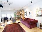 Rental listing in Tribeca, Manhattan. Contact the landlord or property manager