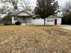 3301 N PLUM ST, Hutchinson, KS 67502 Single Family Residence For Sale MLS#