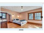 Furnished Park Ridge, Bergen County room for rent in 1 Bedroom