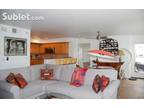 Rental listing in Pacific Beach, Northern San Diego. Contact the landlord or