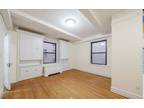 Furnished Gramercy-Union Sq, Manhattan room for rent in 3 Bedrooms