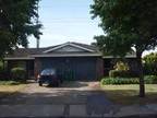 Stockton, CA - Duplex - $650.00 Available December 2013 4433-35 Denby Court