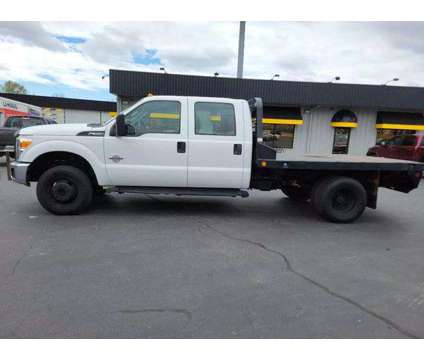 2015 Ford F350 Super Duty Crew Cab &amp; Chassis for sale is a White 2015 Ford F-350 Super Duty Car for Sale in Tyler TX