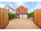 4 bedroom detached house for sale in Bull Lane Newington ME9