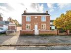 4 bedroom detached house for sale in Bassenhally Road, Whittlesey