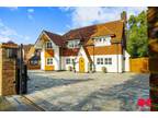 6 bedroom detached house for sale in Nelmes Way, Emerson Park, RM11