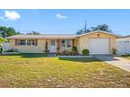 5544 Mosaic Dr, Holiday, FL 34690