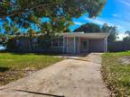 2613 Coventry Rd, Melbourne, FL 32935
