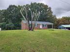 Mount Airy, Surry County, NC House for sale Property ID: 418017122