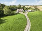 4 bedroom character property for sale in The Spinney, Garton-On-The-Wolds