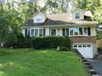 Huntington Station, Suffolk County, NY House for sale Property ID: 417830993