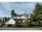 5 br, 3 bath House - 22416 6th Drive SE