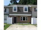 Townhouse, Traditional - Virginia Beach, VA 933 Westminster Ln