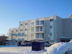 3 Bed 1.5 Bath - Yellowknife Pet Friendly Apartment For Rent Fort Gary